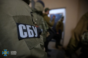 В Одесі викрили посадовців міської ради, які привласнювали виділені на поховання загиблих воїнів кошти